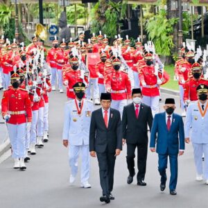 Presiden Jokowi Lantik Gubernur dan Wagub DI Yogyakarta, ini Profil Mereka: