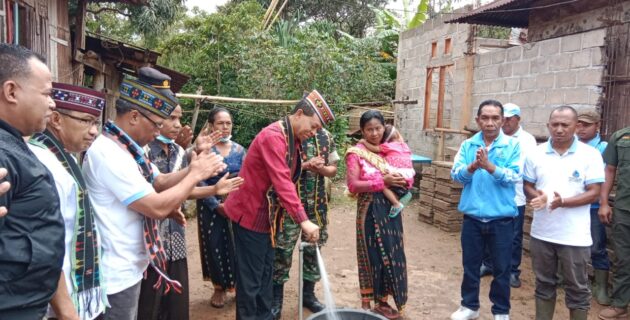 Program Hibah Air Minum Perkotaan di Kecamatan Wae Ri’i Diresmikan Wabup Manggarai