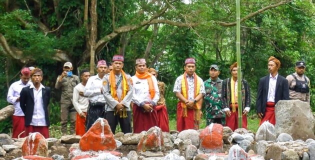 Bupati Hery Nabit Hadiri Upacara Kenduri Leluhur Korban Rampas Papang Perang Melawan Belanda 1909