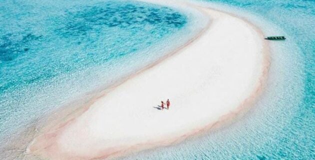 Pantai Taka Makasar Labuan Bajo, Sensasi Keunikan Pantai yang Muncul Saat Air Laut Surut