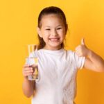 Tips Membiasakan Anak Rajin Minum Air Putih