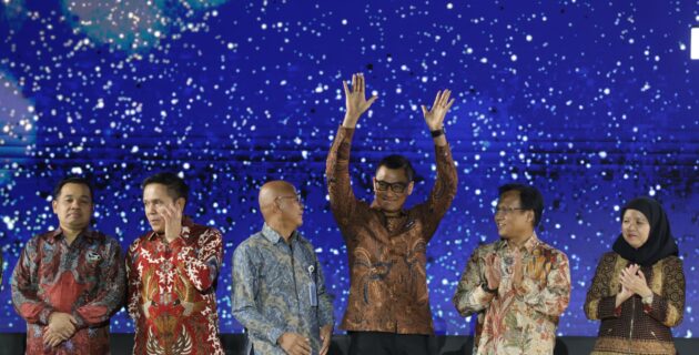 Dirut PLN Raih Best CEO of Communications, PLN Jadi Best of The Best Communications dengan 12 Penghargaan dari Menteri BUMN di Ajang BCOMSS 2024