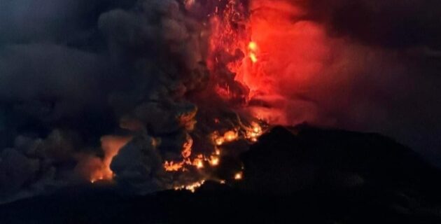 Erupsi Gunung Ruang Guncang Sitaro, 828 Jiwa Mengungsi