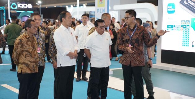 Jokowi Kunjungi Booth PLN di PEVS 2024, Dirut PLN Paparkan Kesiapan Ekosistem Kendaraan Listrik