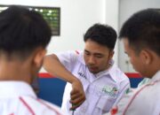 Maknai Hari Sumpah Pemuda, PLN dan SMKN 3 Mataram Gelar Pelatihan Konversi Motor Listrik untuk Generasi Muda